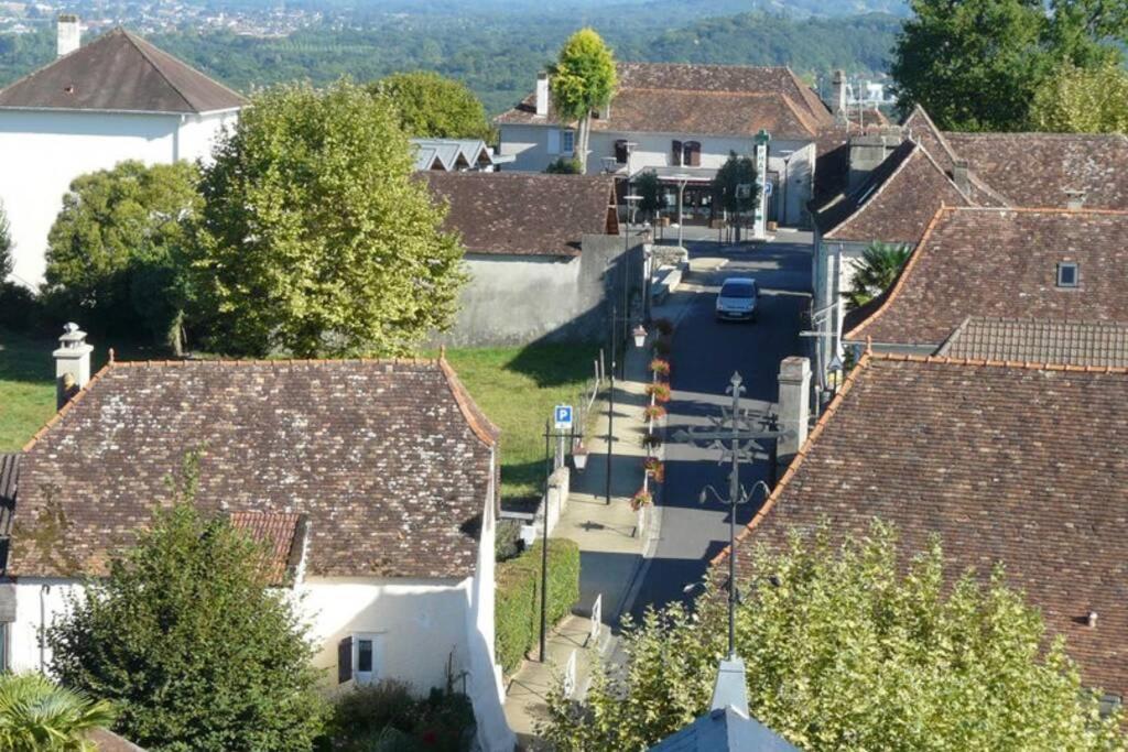 Appartement Meuble Classe 2 Etoiles Tout Confort Lagor Exterior photo
